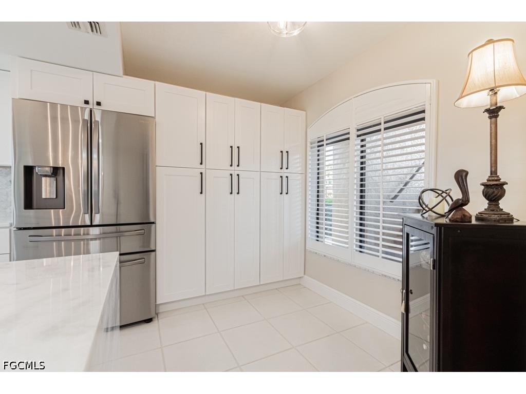 12171 Kelly Sands Way #1562 Fort Myers FL 33908 2026015165 image3