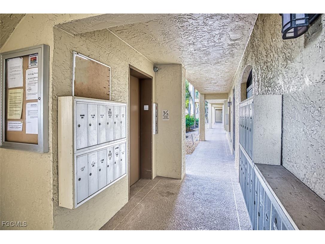 12171 Kelly Sands Way #1580 Fort Myers FL 33908 2025020754 image5