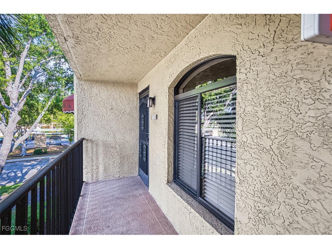 12171 Kelly Sands Way #1580 Fort Myers FL 33908 2025020754 image6