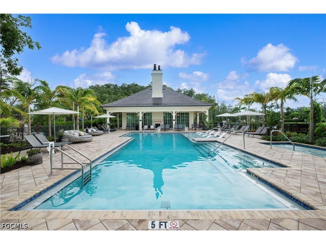 12171 Treeline Ave #S2-303 Fort Myers FL 33913 2026018456 image6