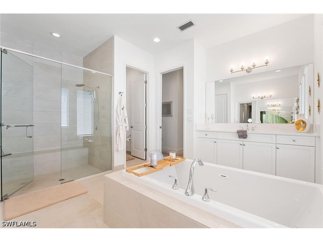 12177 Eucalyptus Way Naples FL 34120 226021131 image16