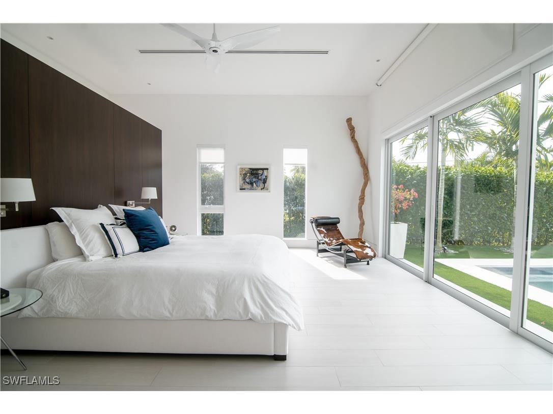 1218 14th Avenue N Naples FL 34102 226001590 image18