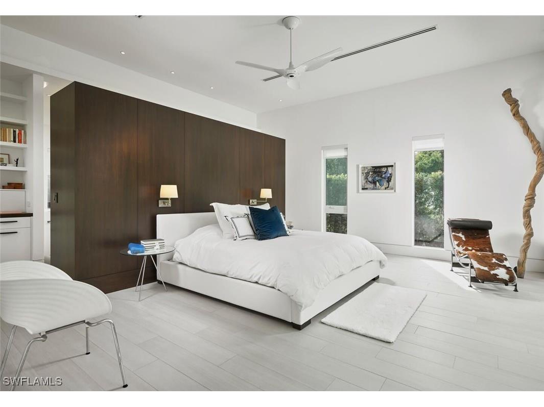 1218 14th Avenue N Naples FL 34102 226001590 image20