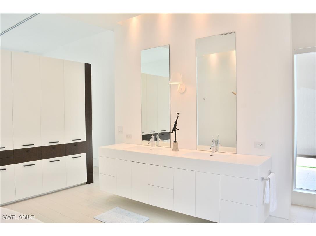 1218 14th Avenue N Naples FL 34102 226001590 image9