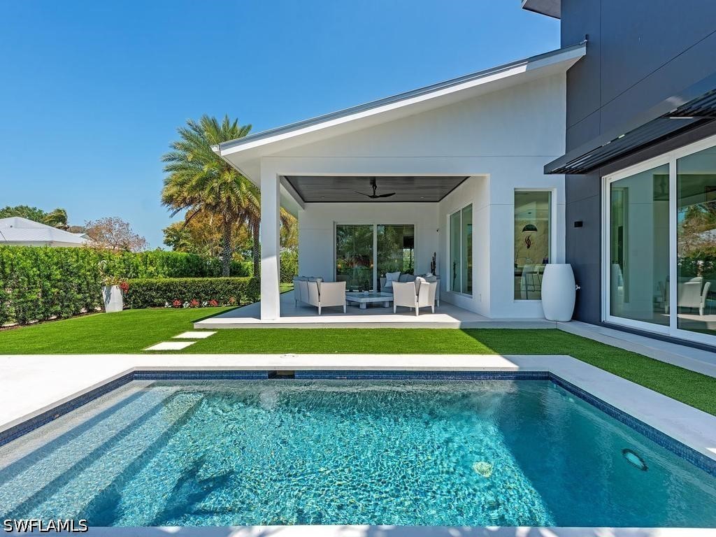 1218 14th Avenue N Naples FL 34102 226016846 image2