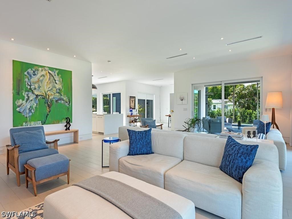 1218 14th Avenue N Naples FL 34102 226016846 image5