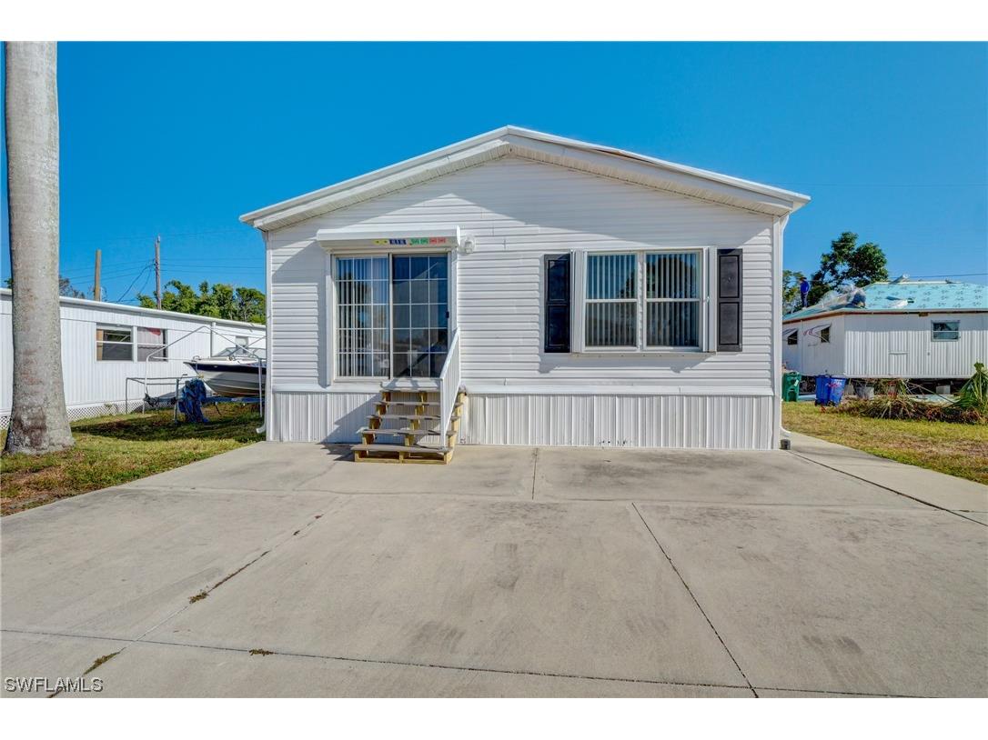 12180 Live Oak Drive Fort Myers FL 33908 223022046 image1