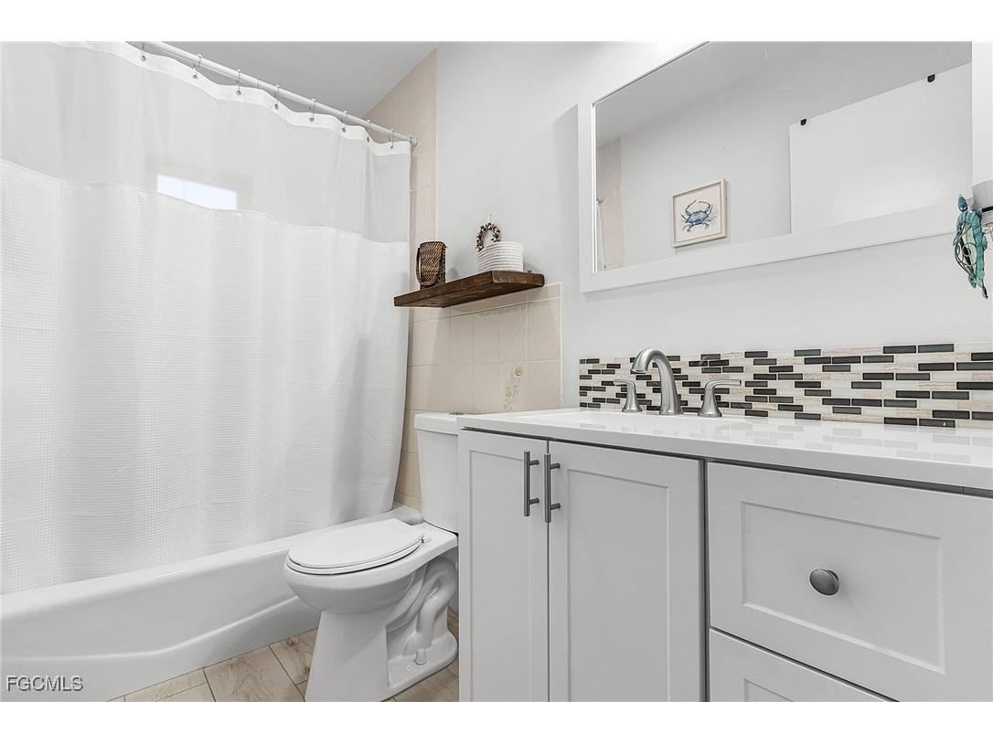 12184 Dolphin Road Bokeelia FL 33922 2026000416 image15