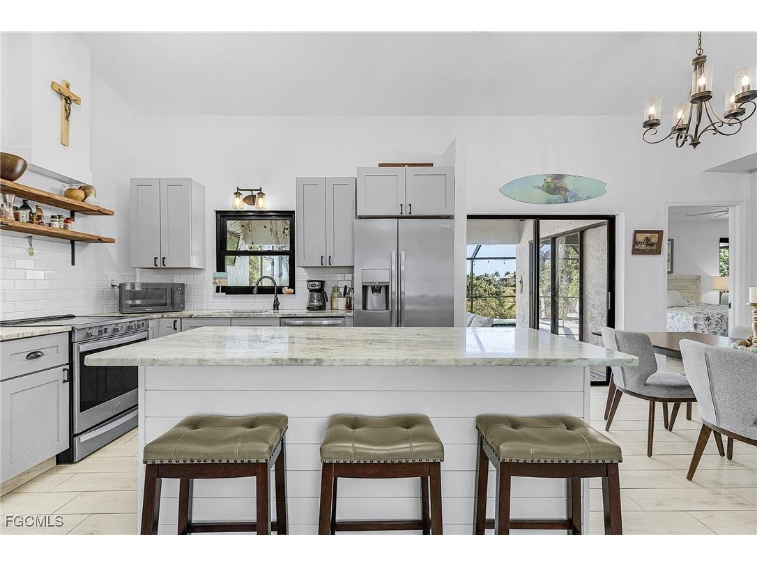 12184 Dolphin Road Bokeelia FL 33922 2026000416 image6