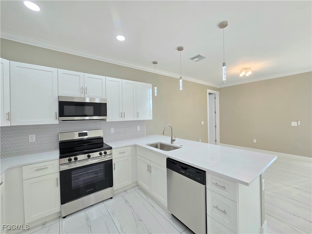 1219 Hibiscus Avenue Lehigh Acres FL 33972 2026005685 image9