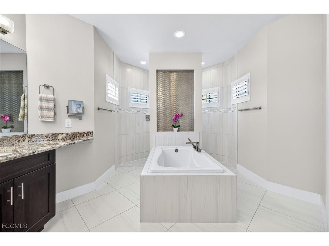 1219 NW 20th Place Cape Coral FL 33993 2025021943 image22