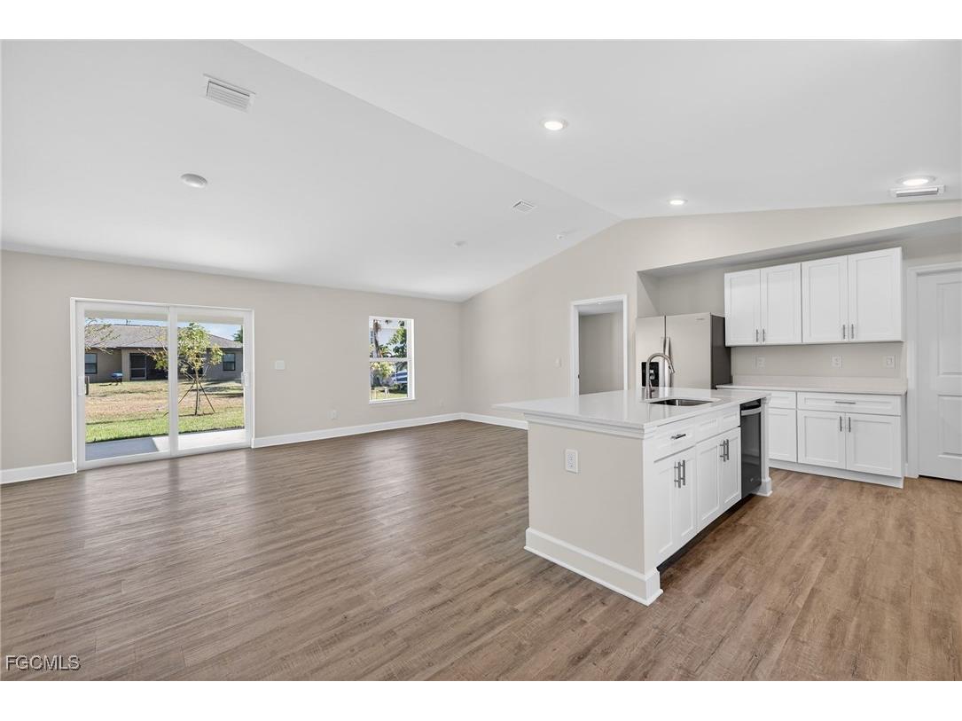 1219 NW 8th Place Cape Coral FL 33993 2026004864 image6