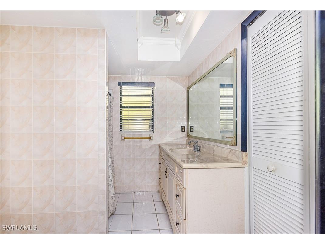 1219 SE 19th Terrace Cape Coral FL 33990 226004385 image17