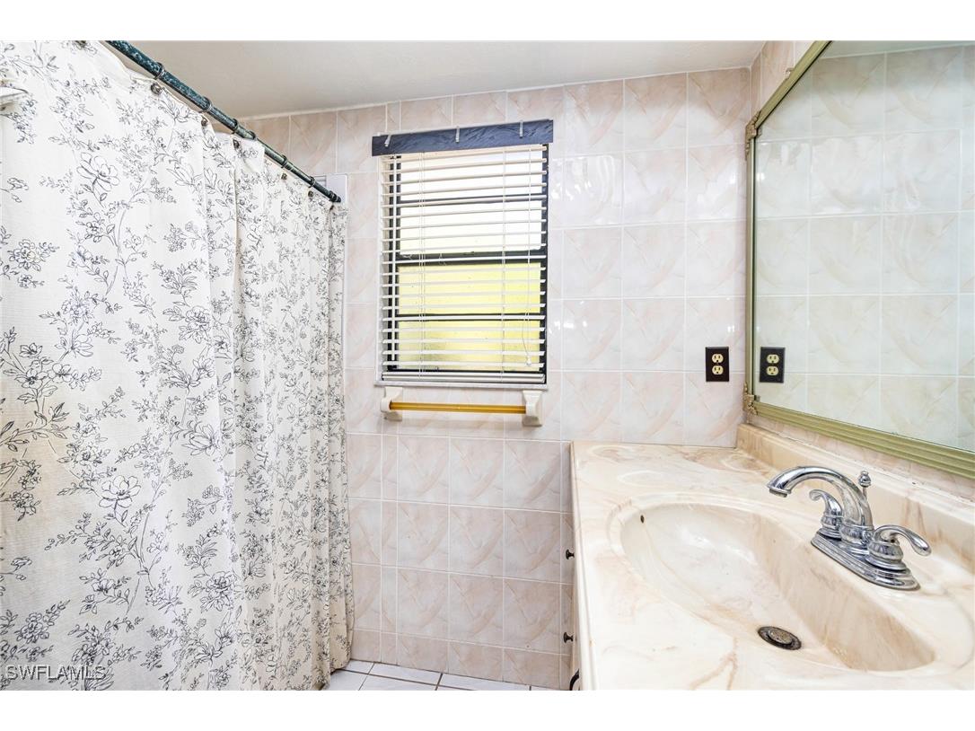 1219 SE 19th Terrace Cape Coral FL 33990 226004385 image18