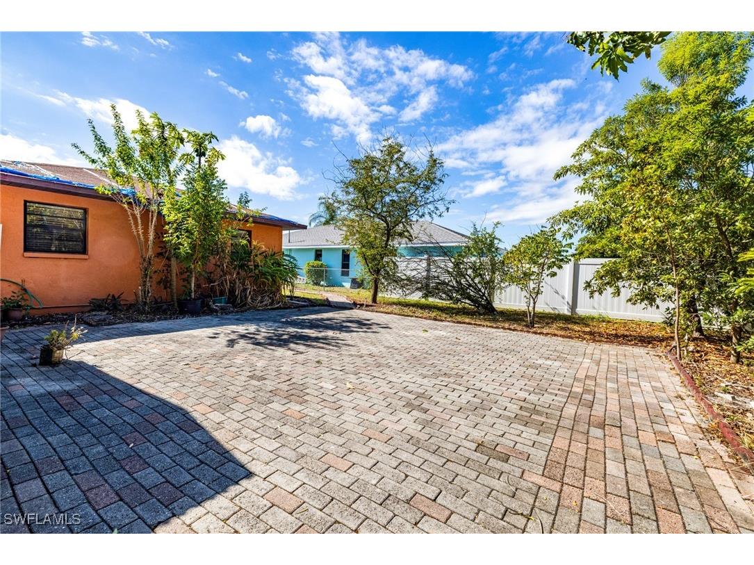1219 SE 19th Terrace Cape Coral FL 33990 226004385 image29