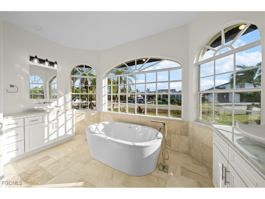 1219 SW 51st Street Cape Coral FL 33914 2025019623 image28