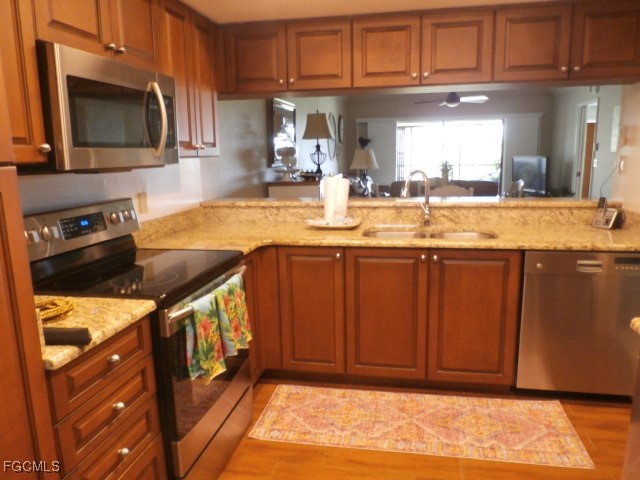 12191 Kelly Sands Way #1521 Fort Myers FL 33908 2025000389 image3