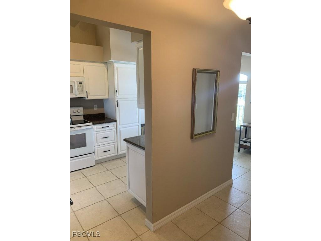 12191 Kelly Sands Way #1527 Fort Myers FL 33908 2025025383 image10