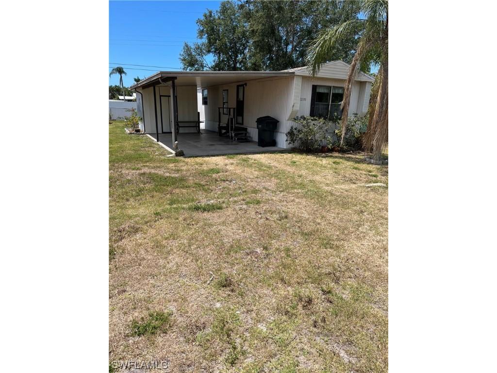 12191 Live Oak Drive Fort Myers FL 33908 223039422 image1