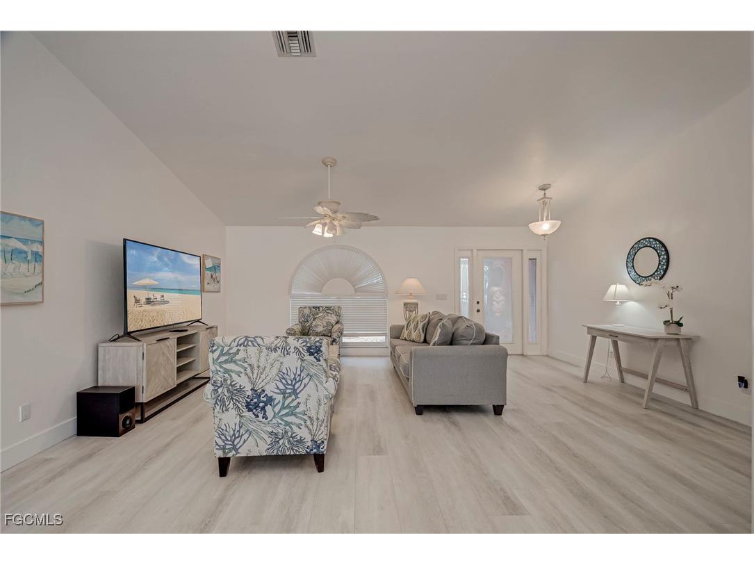 12196 Matlacha Boulevard Matlacha Isles FL 33991 2026002365 image5