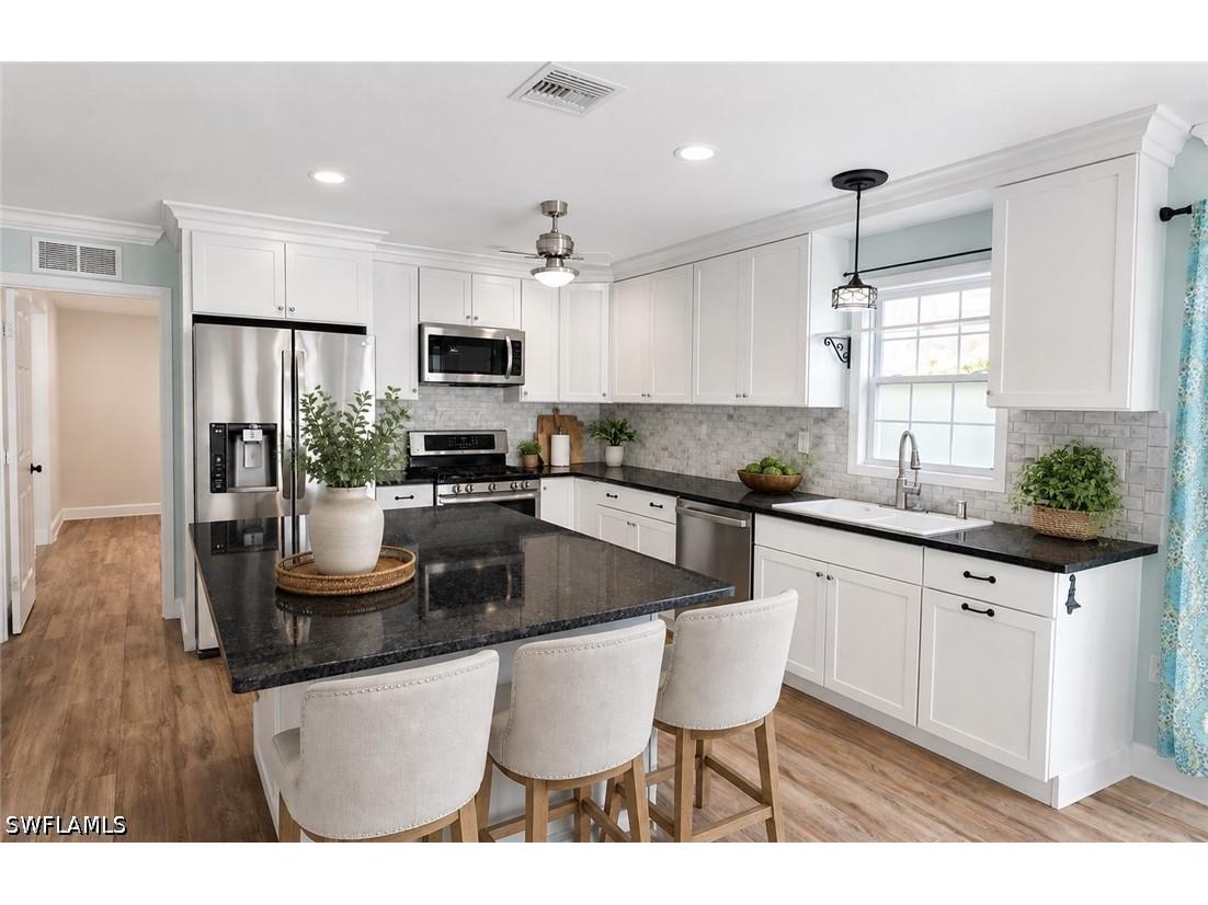 122 Leawood Circle Naples FL 34104 226010732 image1