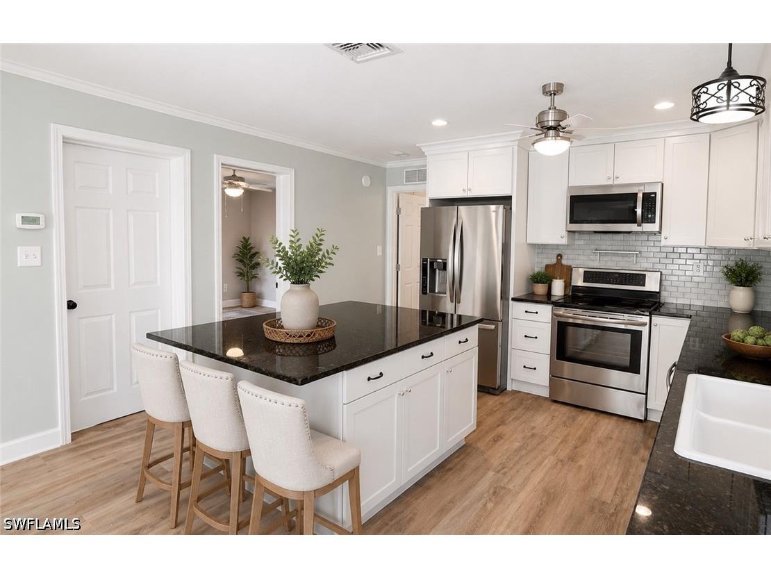 122 Leawood Circle Naples FL 34104 226010732 image2