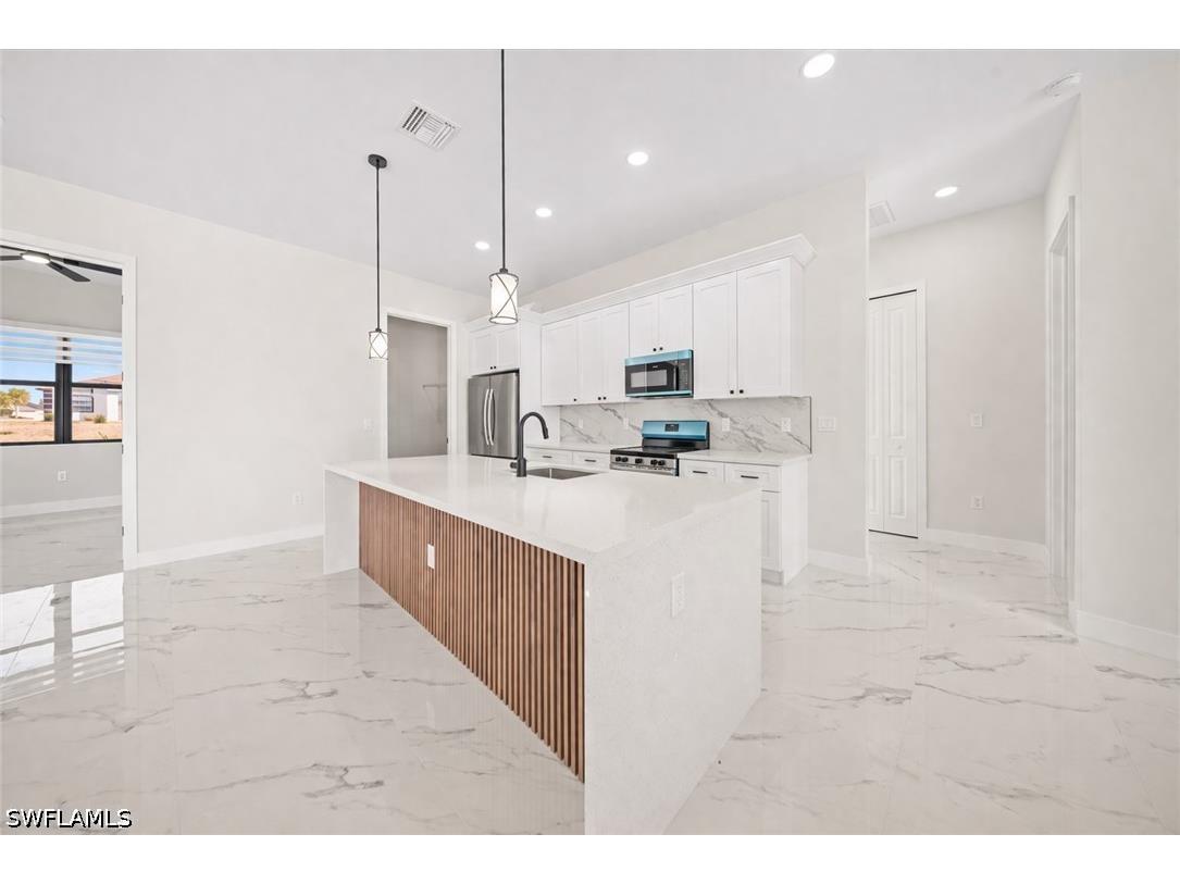 122 NE 11th Terrace Cape Coral FL 33909 226017247 image11