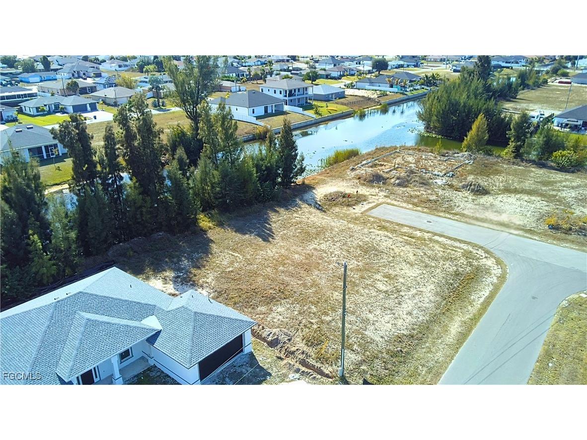 122 NE 9th Street Cape Coral FL 33909 2026005782 image3