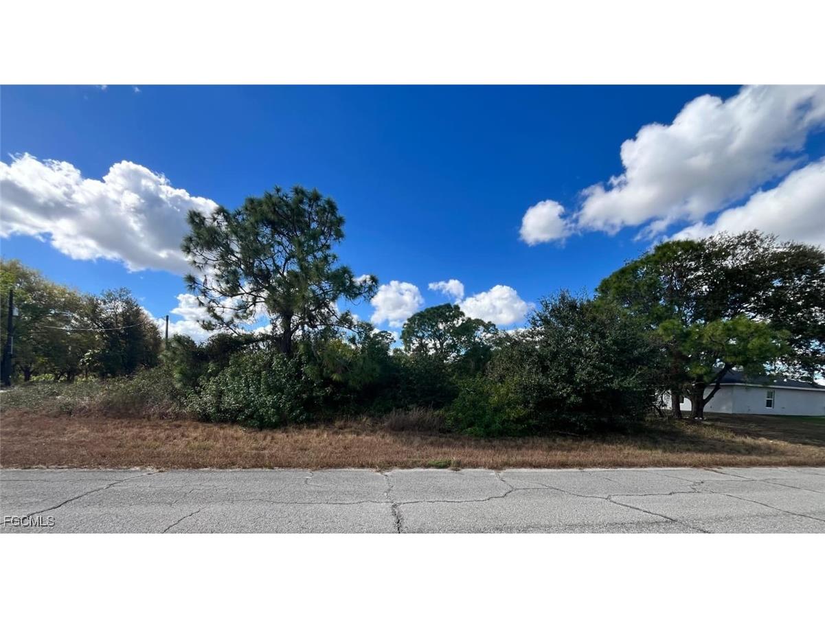 122 Pixie Avenue Labelle FL 33935 2026001392 image4