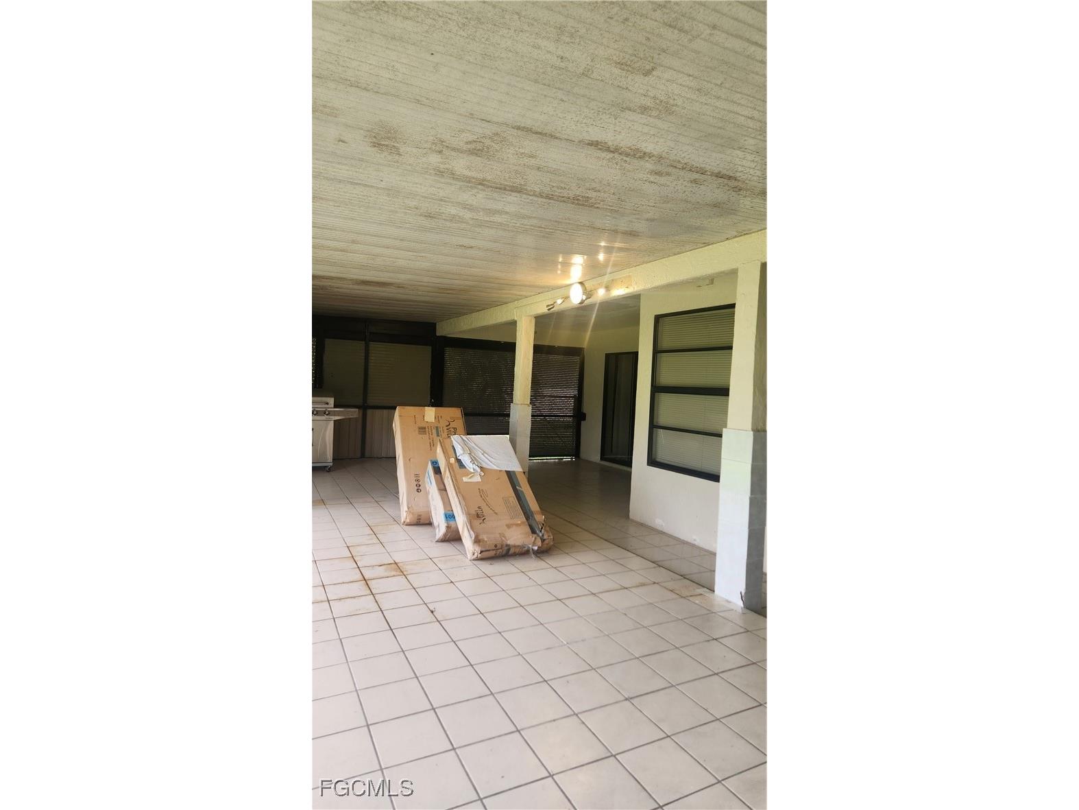 122 SW 21st Street Cape Coral FL 33991 2025005073 image7
