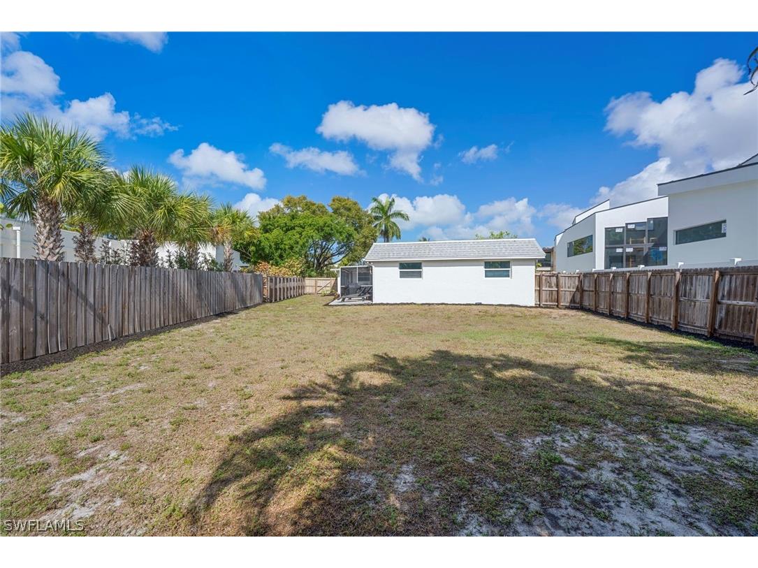 1220 10th Avenue N Naples FL 34102 226009700 image14