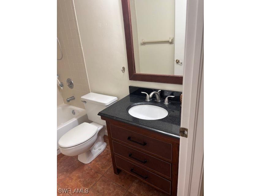 1220 Commonwealth Circle #M206 Naples FL 34116 225079760 image4