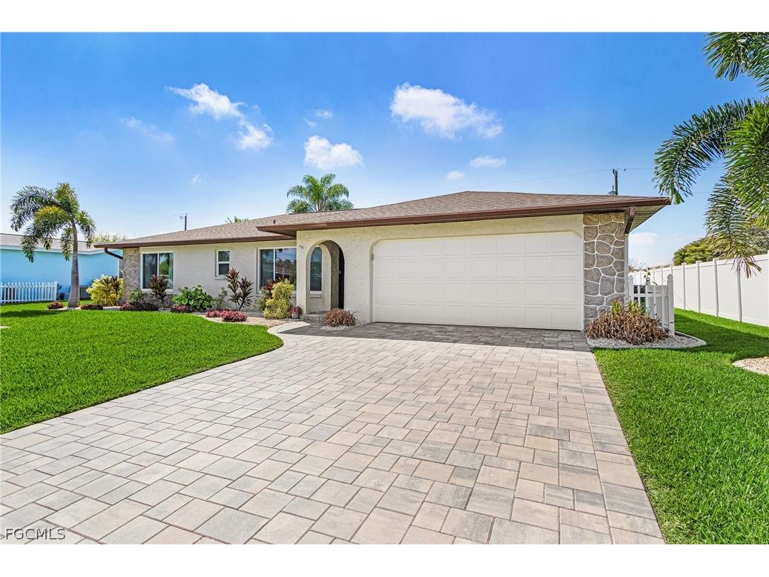 1220 Everest Parkway Cape Coral FL 33904 2026012280 image1
