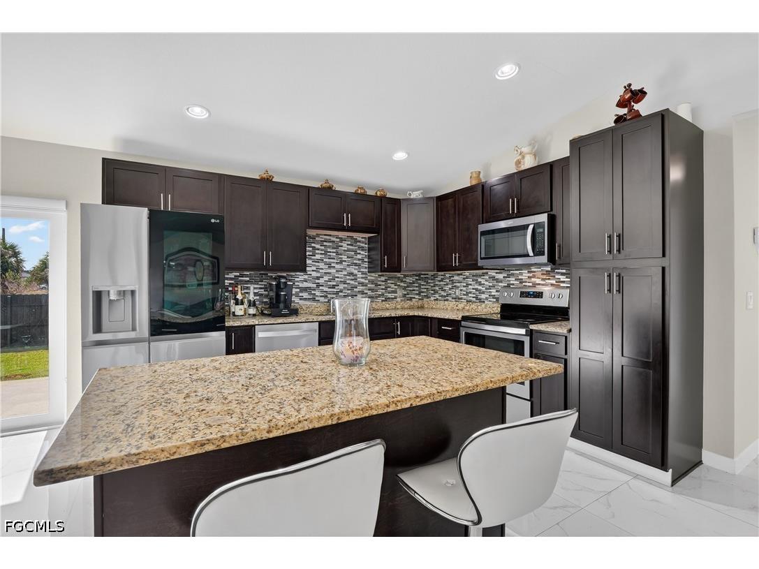 1220 Moore Run Labelle FL 33935 2026018772 image16