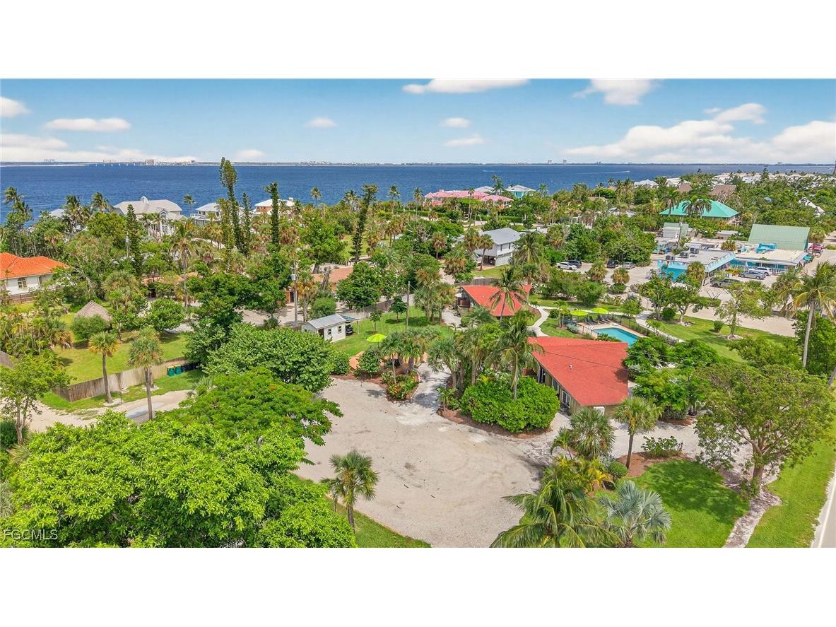 1220 Morningside Place Sanibel FL 33957 2025018629 image43