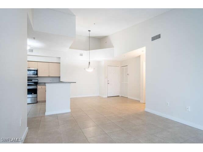 1220 Reserve Way #305 Naples FL 34105 225070491 image5