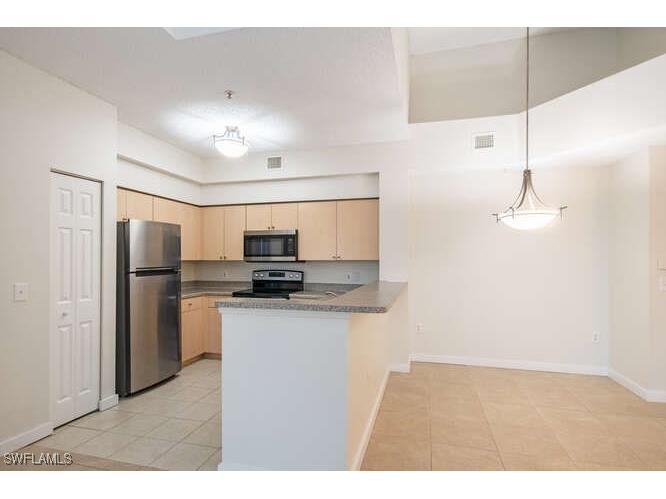 1220 Reserve Way #305 Naples FL 34105 225070491 image8