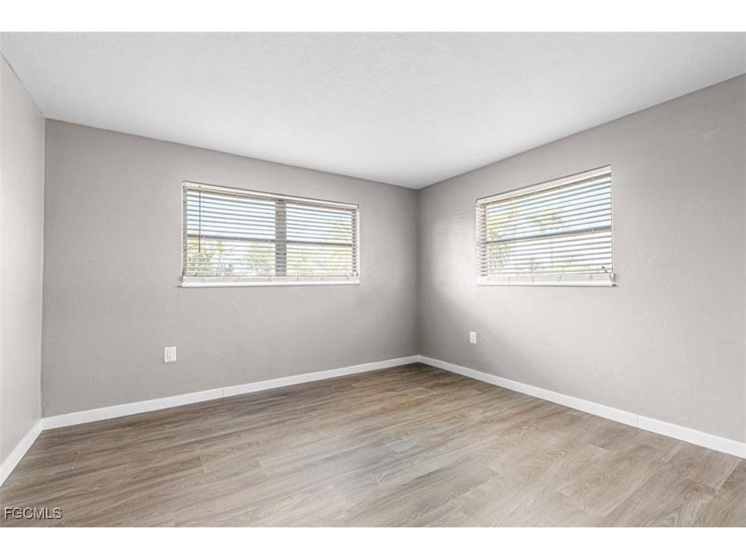 1220 SE 32nd Street Cape Coral FL 33904 2025021631 image17