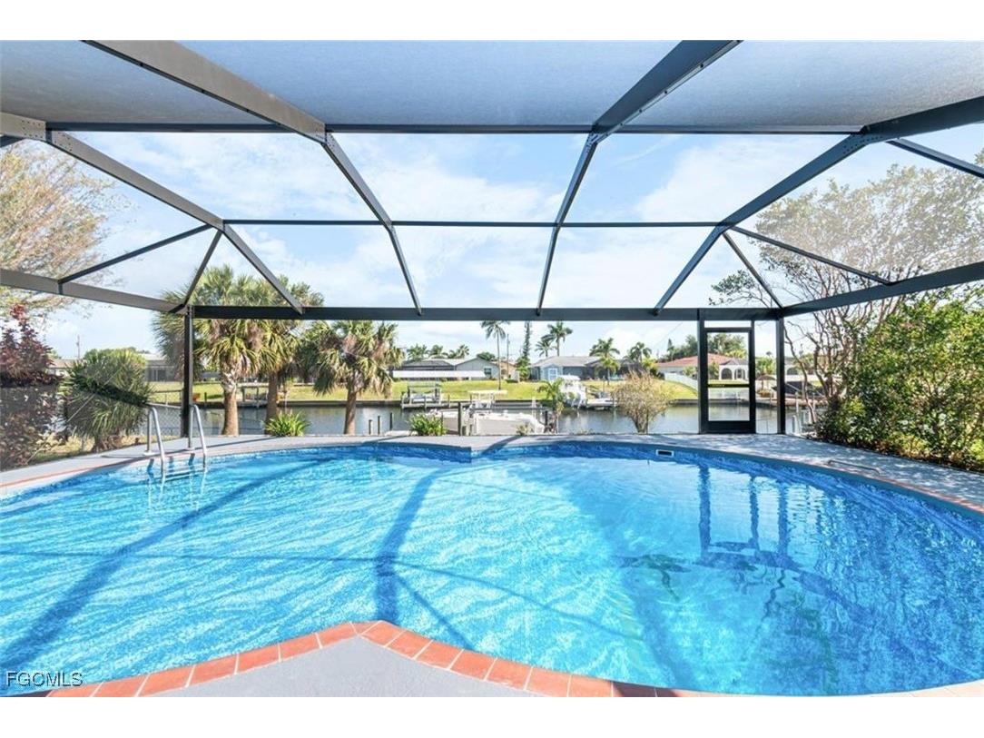 1220 SE 32nd Street Cape Coral FL 33904 2025021631 image33