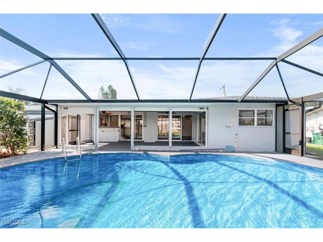 1220 SE 32nd Street Cape Coral FL 33904 2025021631 image34