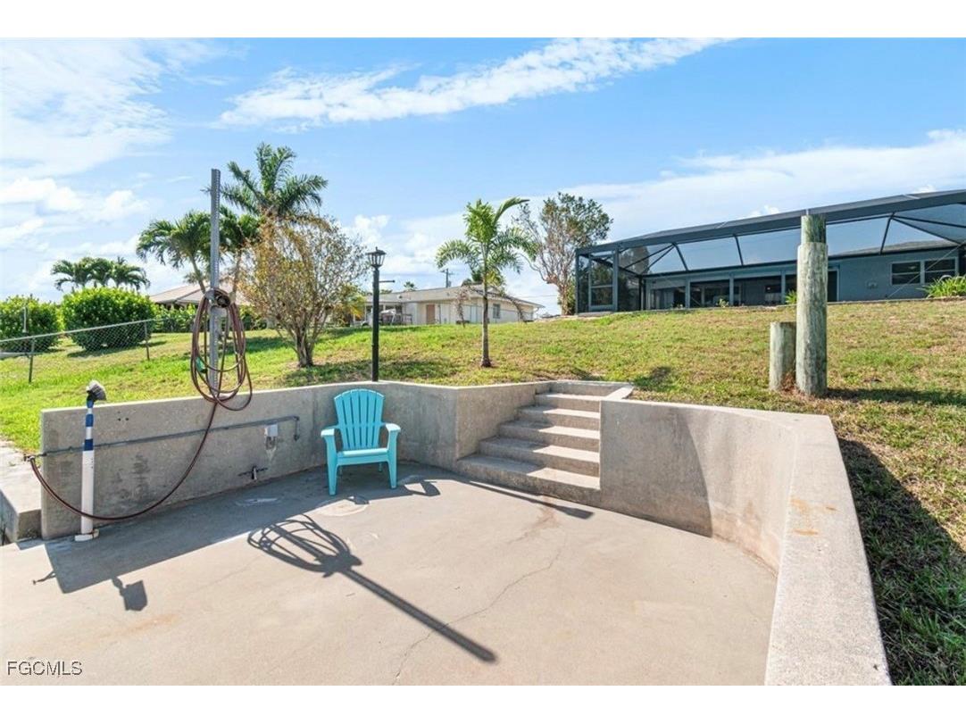 1220 SE 32nd Street Cape Coral FL 33904 2025021631 image40