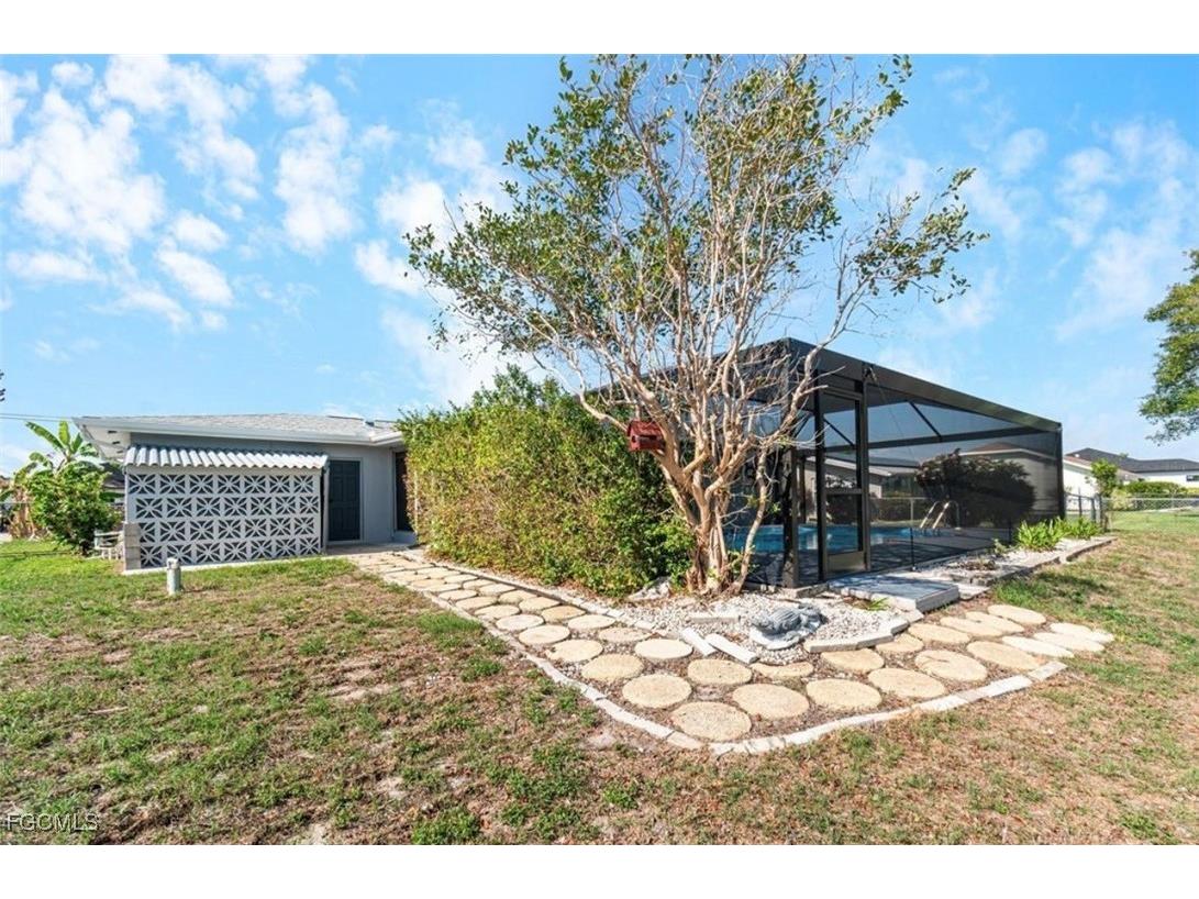 1220 SE 32nd Street Cape Coral FL 33904 2025021631 image42