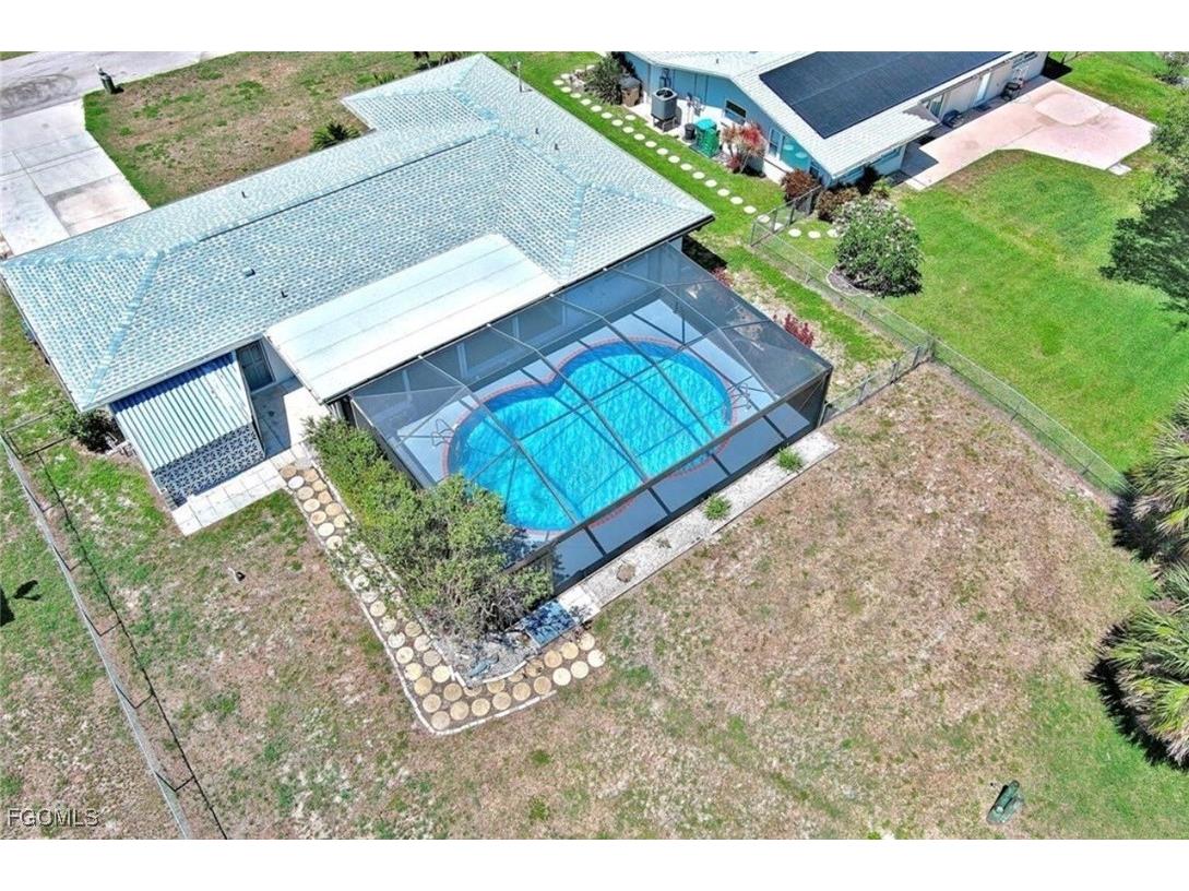 1220 SE 32nd Street Cape Coral FL 33904 2025021631 image48