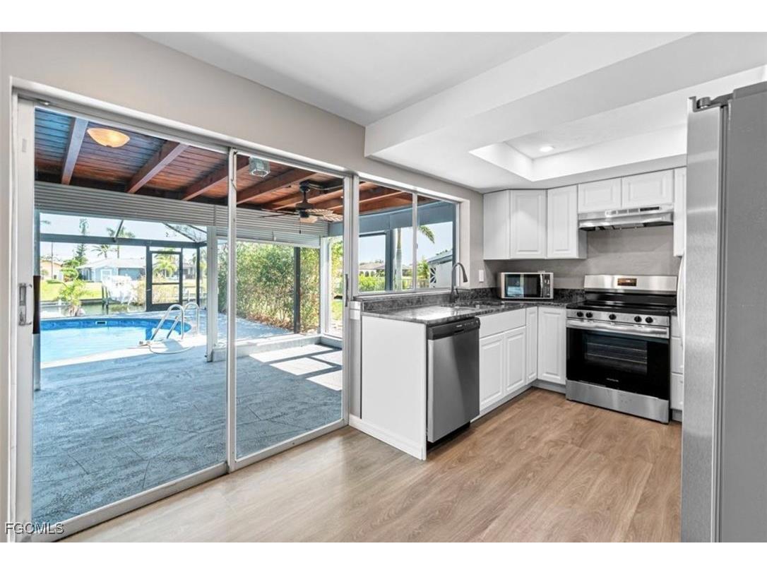 1220 SE 32nd Street Cape Coral FL 33904 2025021631 image5