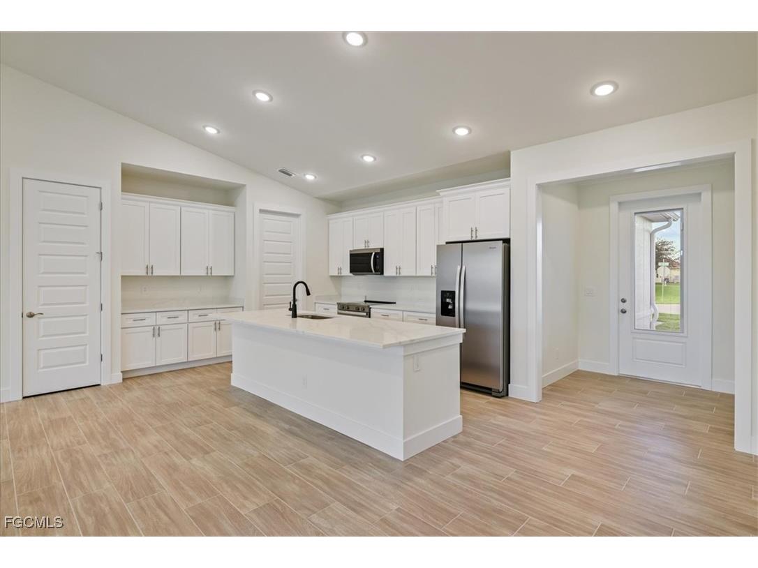 1220 SE 5th Terrace Cape Coral FL 33990 2025024857 image7