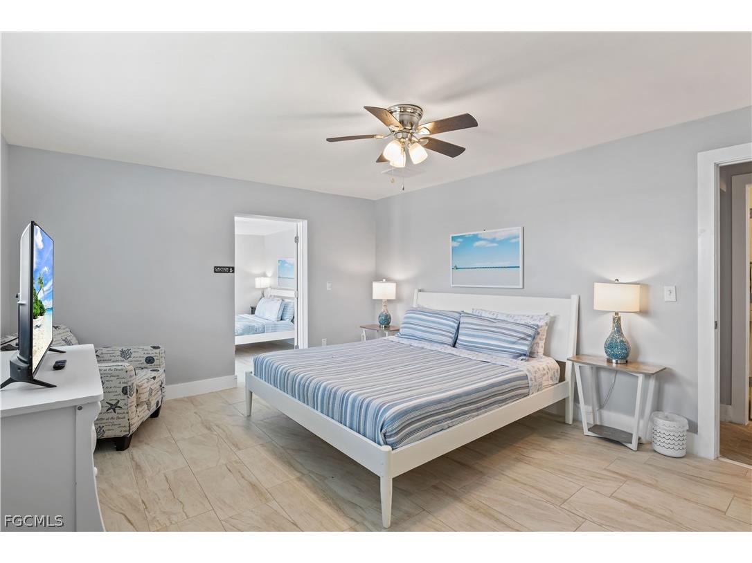 12200/12210 Shoreview Drive Cape Coral FL 33993 2026007082 image38