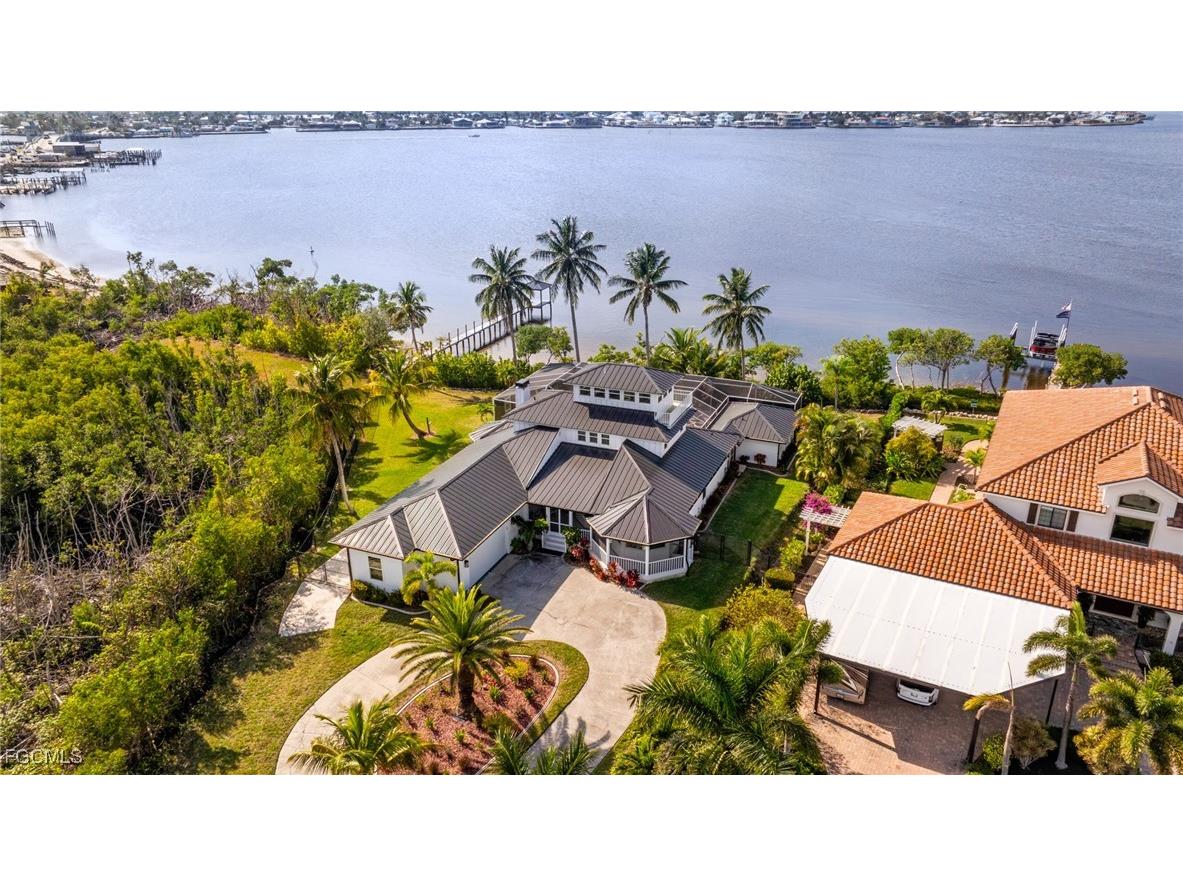 12201 Shoreview Drive Matlacha FL 33993 2025024904 image1