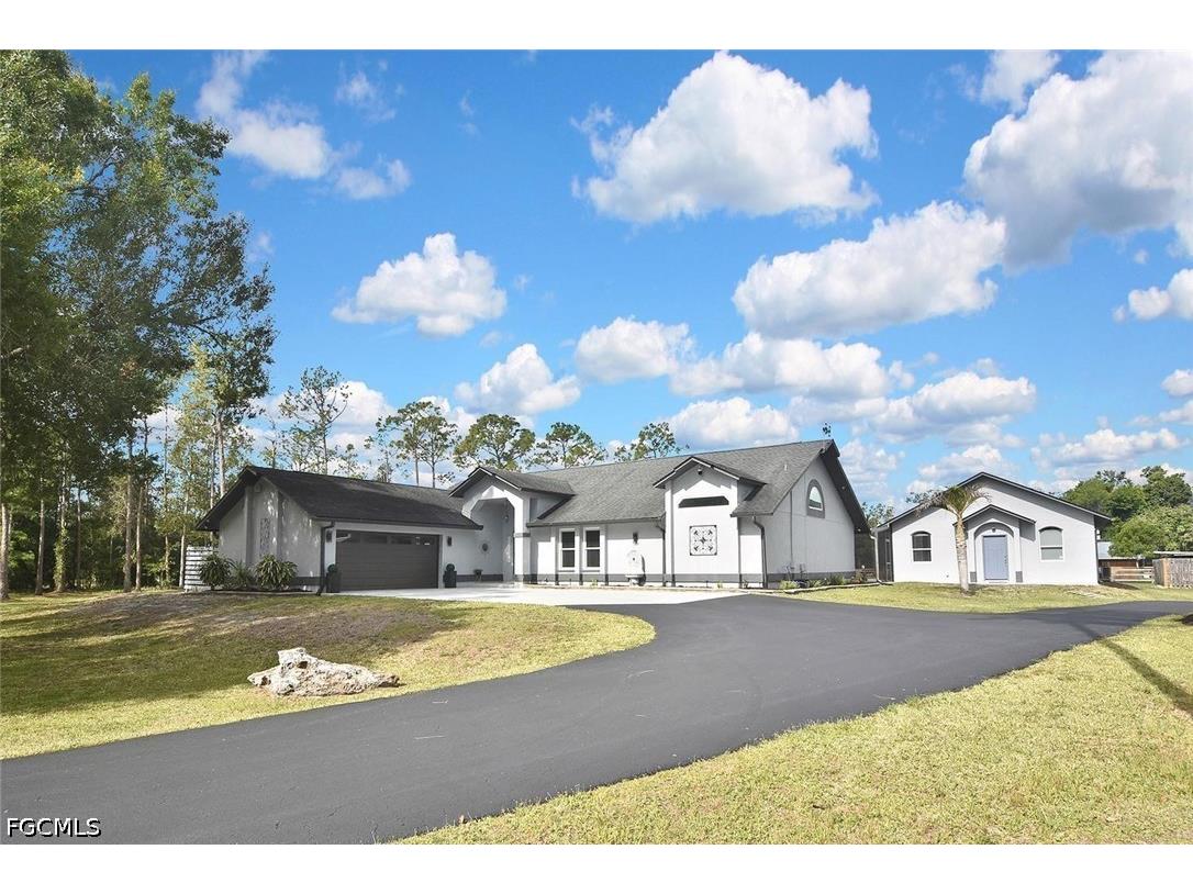 12206 Honeysuckle Road Fort Myers FL 33966 2026020517 image2