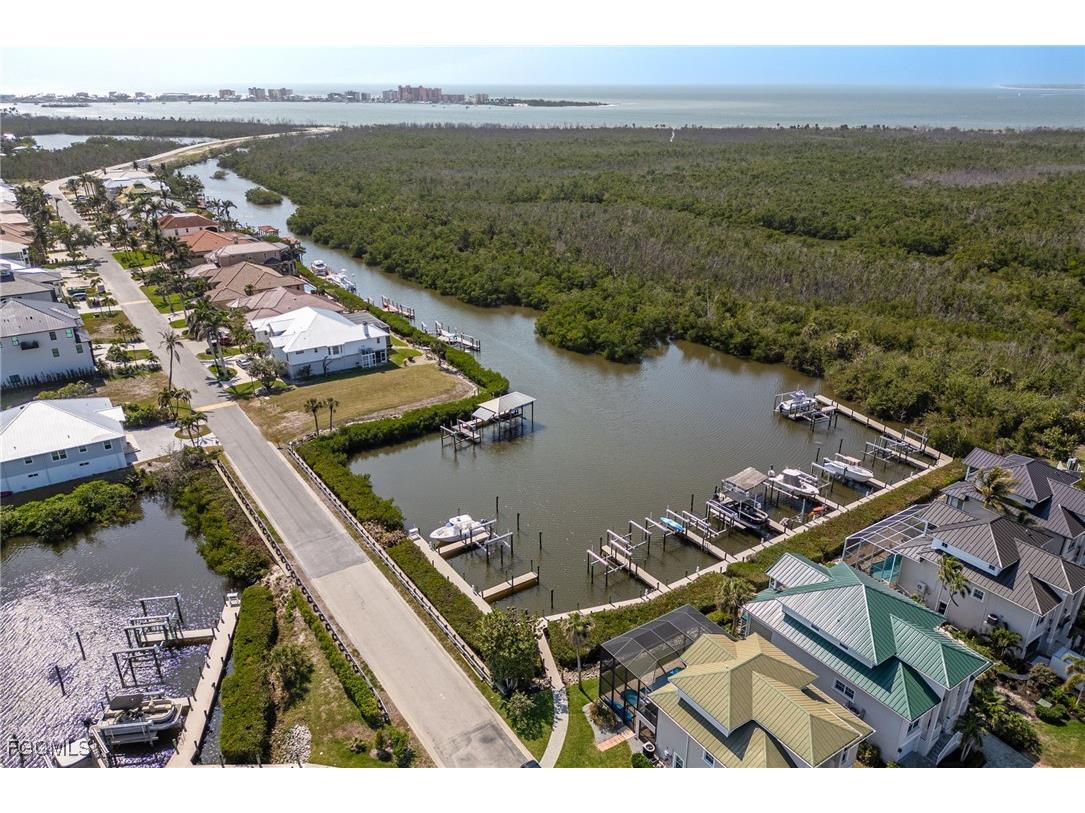 12206 Siesta Drive Fort Myers Beach FL 33931 2026001263 image8