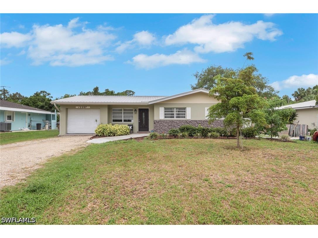 12207 De Moya Drive Fort Myers FL 33905 226016913 image1
